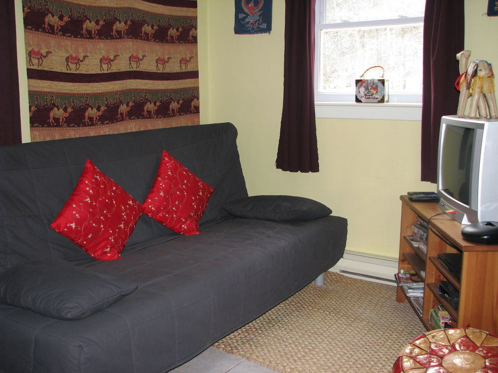 Auberge De Mon Petit Chum B&B Wakefield Exterior foto